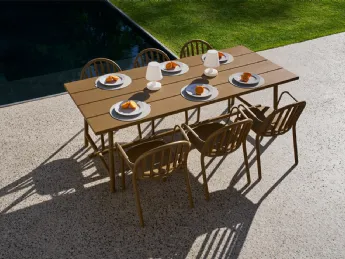 Fred's di Fatboy: tavolo e sedie dal design iconico.