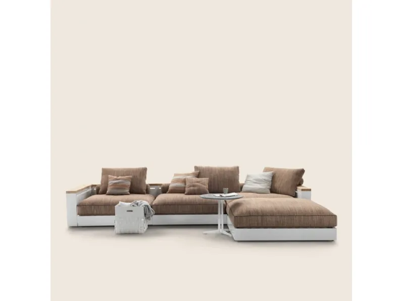 Divano Freeport in alluminio di Flexform