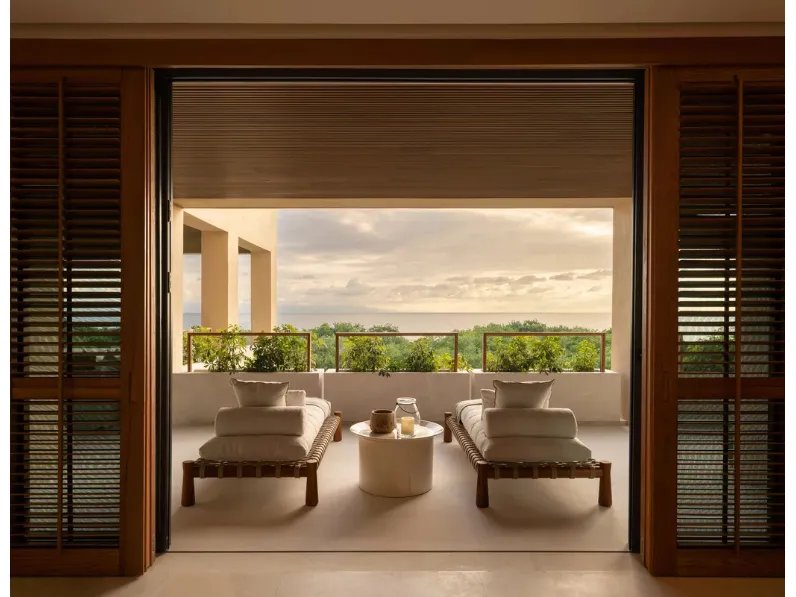 Lettino Prendisole Guna di Gervasoni