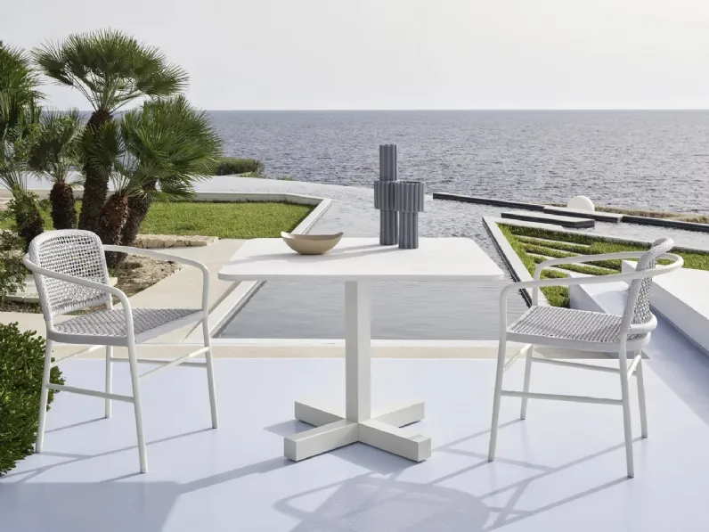 Tavolino quadrato Inout di Gervasoni