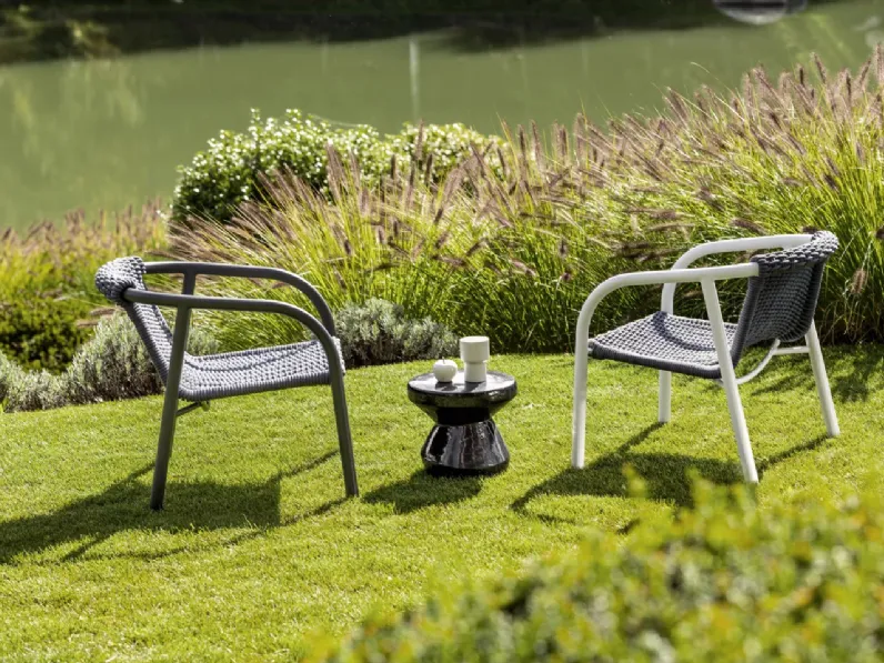 Poltroncina Ken in corda di polietilene e alluminio di Gervasoni