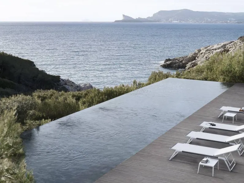 Lettino impilabile Mirto di B&B Italia