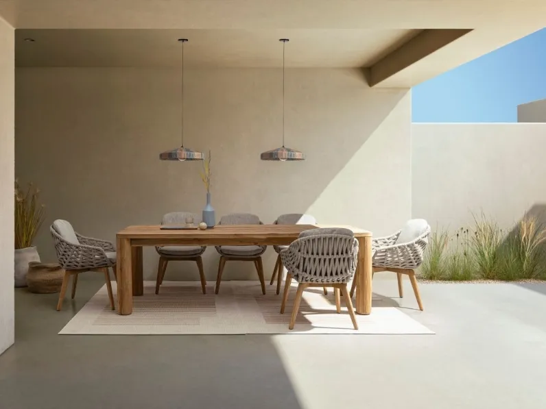 Tavolo Maverick in teak riciclato di Bizzotto