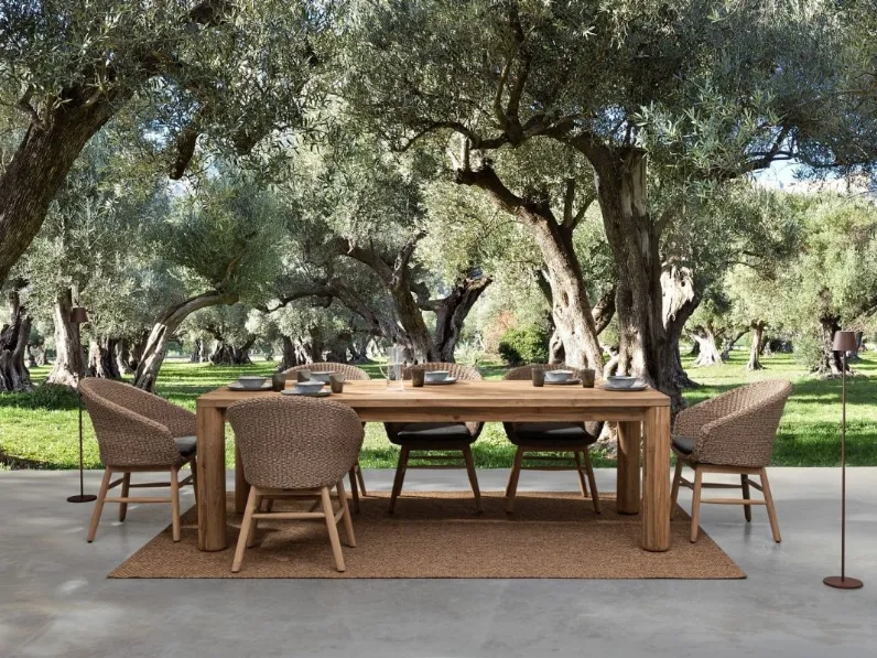 Tavolo Maverick in teak riciclato di Bizzotto