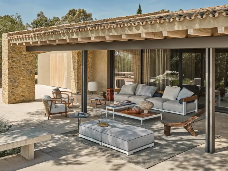 Divano Milos in alluminio e legno di Flexform