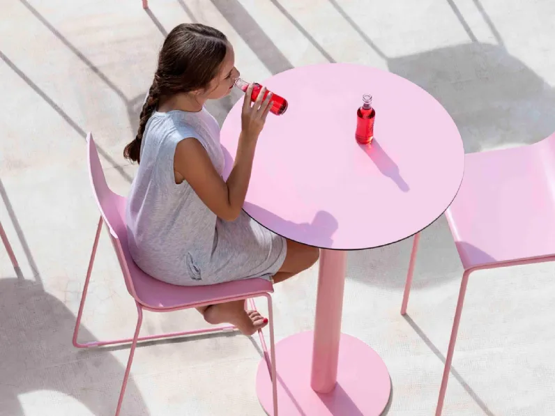 Tavolo Mona Column Leg di Diabla