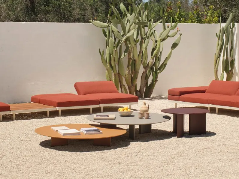 Tavolino Naca in alluminio di Fast