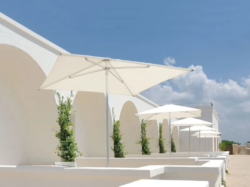 Ombrellone Piazzetta in alluminio e tessuto di Emu