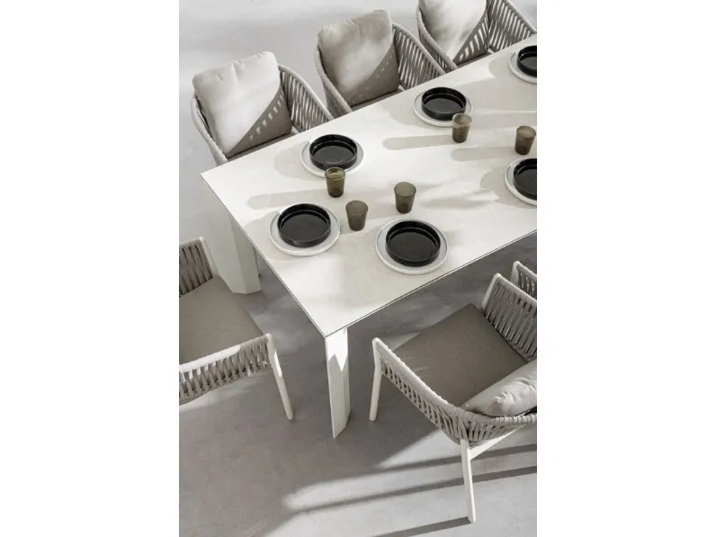 Tavolo Otavio in ceramica di Bizzotto