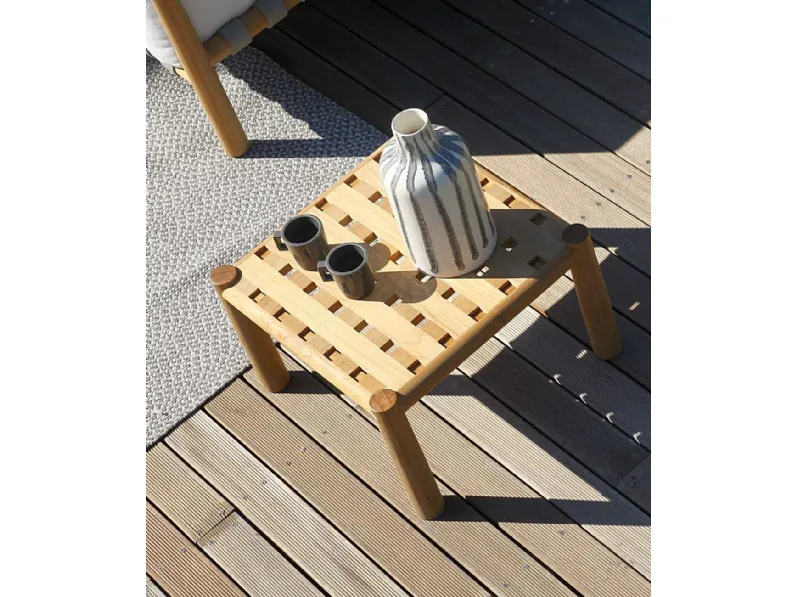 Tavolino Pevero in teak di Unopiu