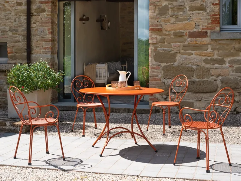 Tavolo e Sedie Pigalle di Emu