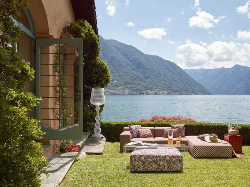 Divano e Pouf Plastics Outdoor di Kartell