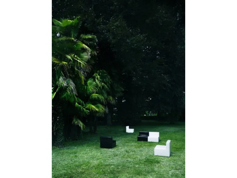 Poltroncina Cabrio in tessuto per esterni di Living Divani