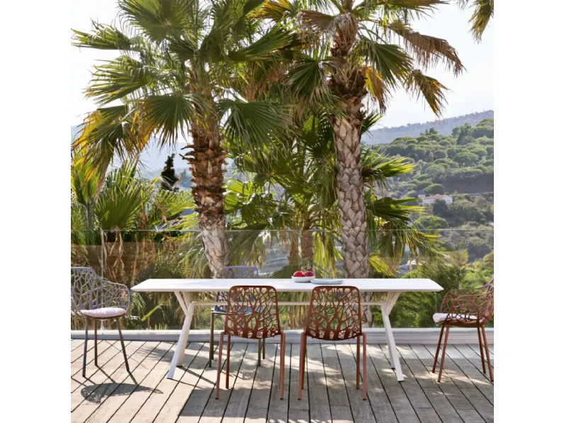 Tavolo rettangolare in alluminio verniciato Radice Quadra di Fast