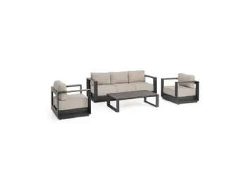 Il salotto Moses di Bizzotto unisce design contemporaneo e comfort.