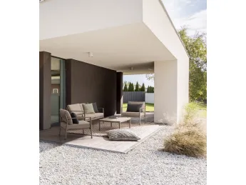 Il Salotto Sirius di Bizzotto unisce design moderno e comfort eccezionale.