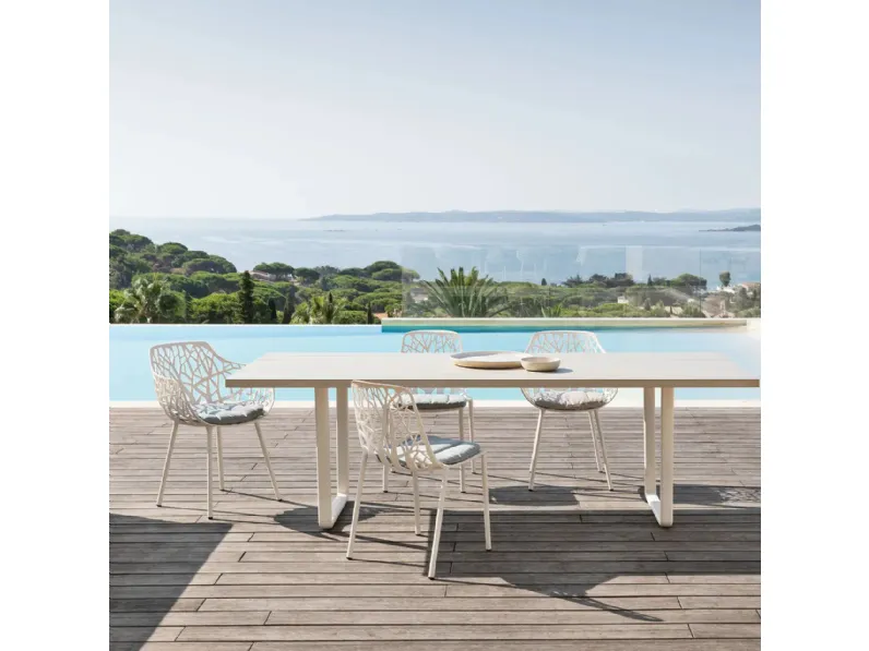 Tavolo Orizon di Fast