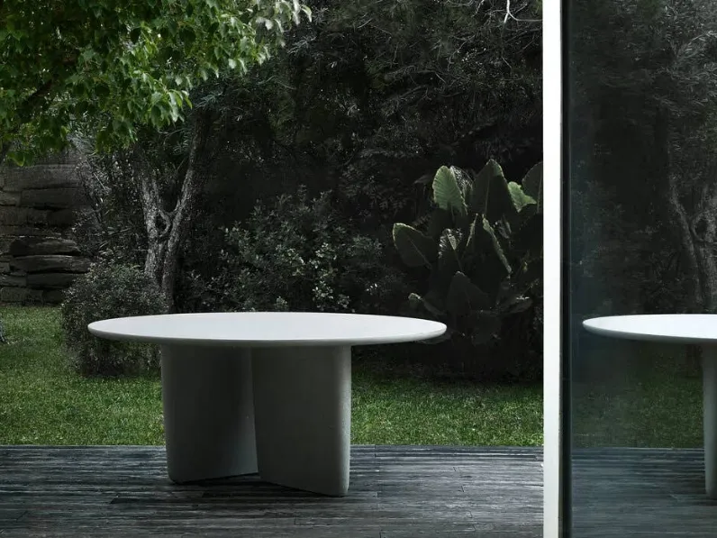 Tavolo Outdoor Tobi-Ishi di B&B Italia
