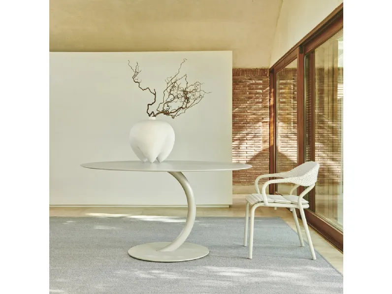 Tavolo rotondo Flexion Base Singola di Varaschin