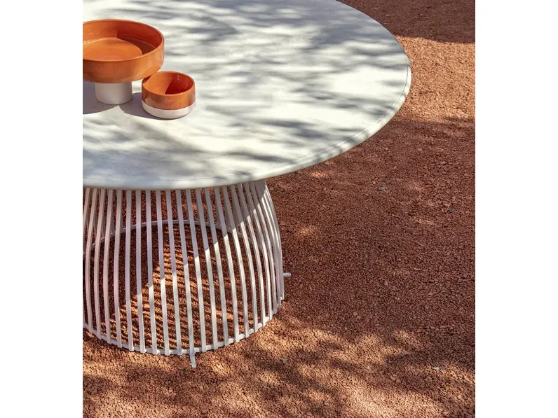 Tavolo rotondo Venexia di Ethimo