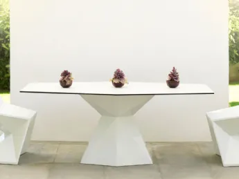 Vertex Table & Chair