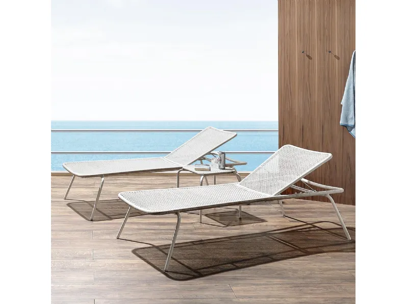 Sdraio in polipropilene a lavorazione intrecciata e struttura in metallo Via Sunbed di Leolori