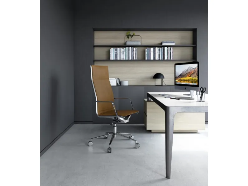 Poltrona Direzionale in tessuto con base in alluminio a 5 razze su ruote Aluminia di Estel