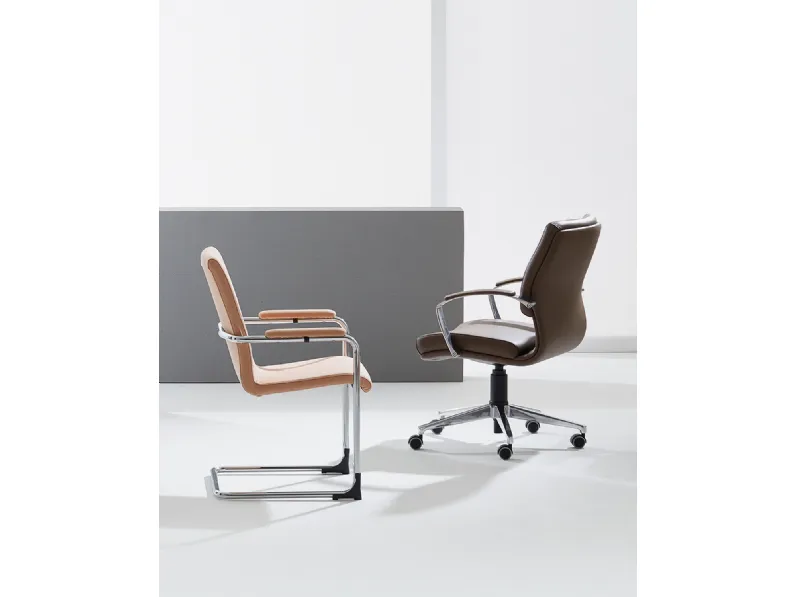 Seduta per ospiti Aqaba Guest Chair di Vaghi