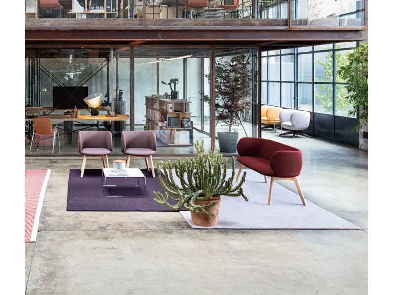 Poltroncine e divanetto da attesa imbottiti Beth di Milani