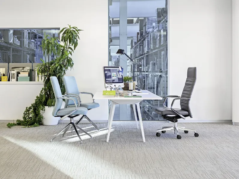 Seduta operativa in tessuto Celine di Milani