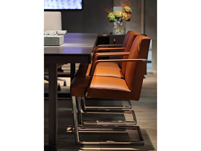 Sedia Operativa Chancellor Conference in pelle di Poltrona Frau