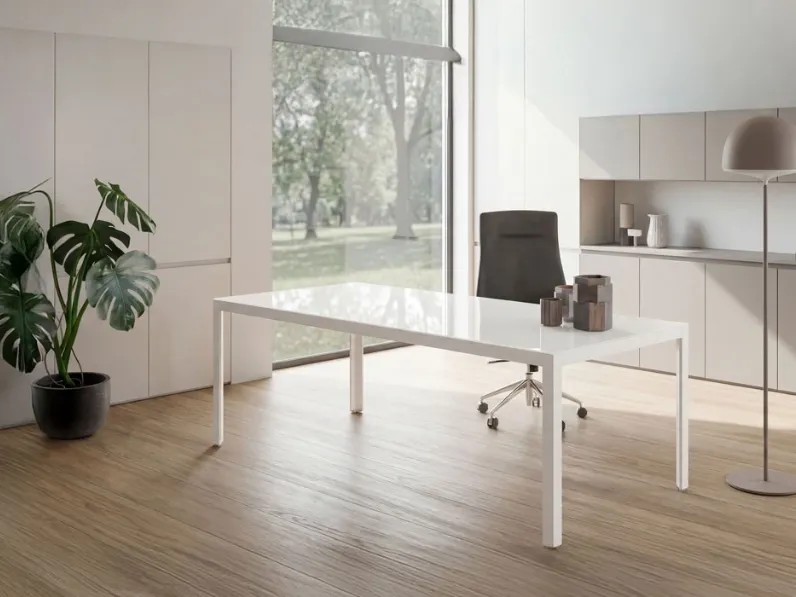 Scrivania Direzionale Hype Vetro- Laccato di About Office