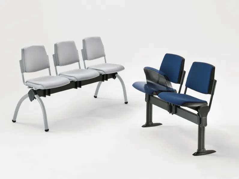 Seduta ospiti e attesa Dolly di Milani