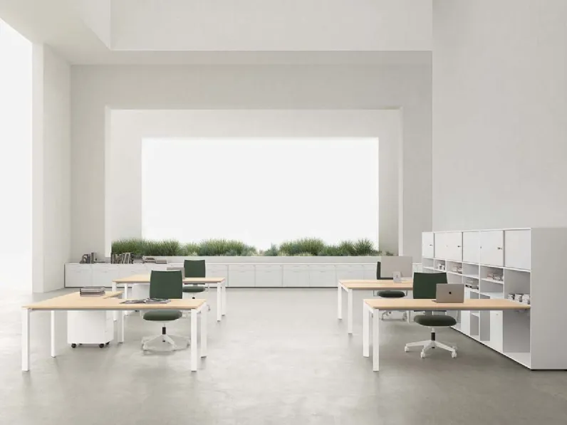 Scrivania Operativa Entity DV801 di DVO