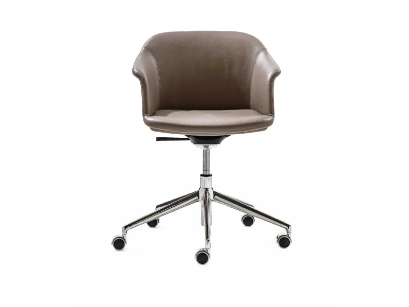 Seduta operativa in pelle con base girevole su ruote con meccanismo di regolazione altezza Eva di Enrico Pellizzoni