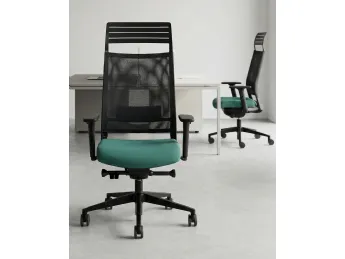 La Seduta operativa Expo Light Swivel Chair di Vaghi.