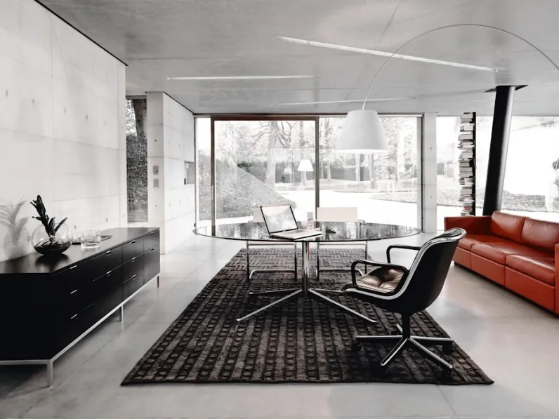 Scrivania Direzionale Florence Knoll Executive Desk Ovale di Knoll