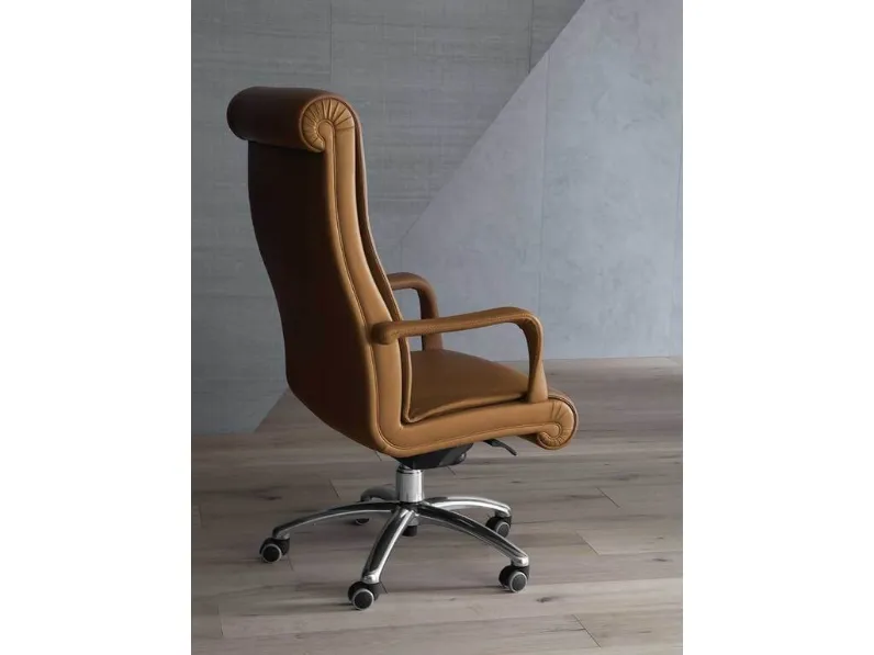 Poltrona Direzionale Forum di Poltrona Frau