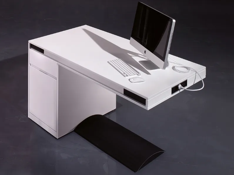 Scrivania operativa Friday di Ultom