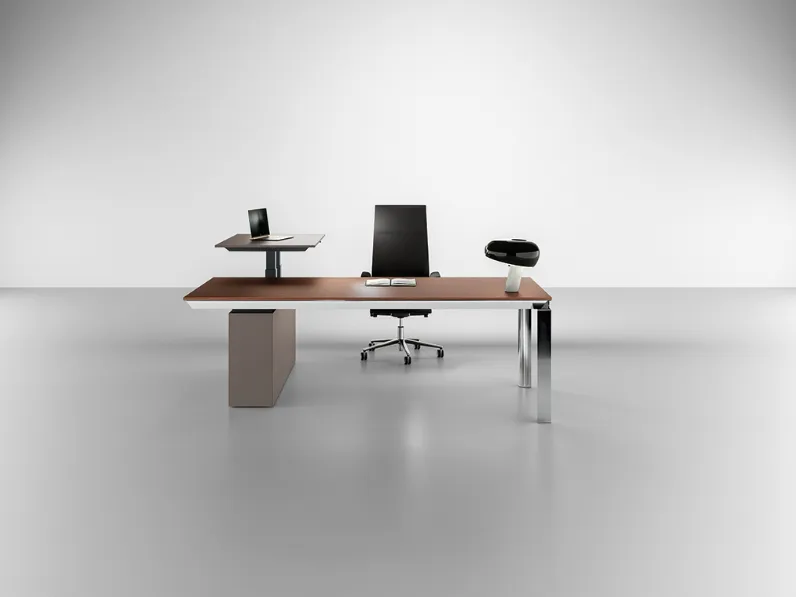 Scrivania Direzionale regolabile in altezza Han di Martex