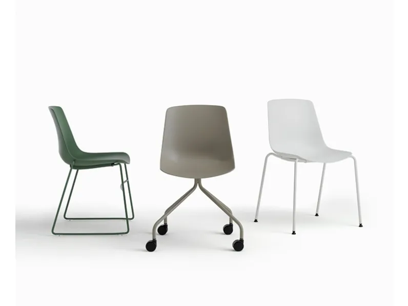 Seduta per ospiti e attesa Java Plastic in propilene di Nahu