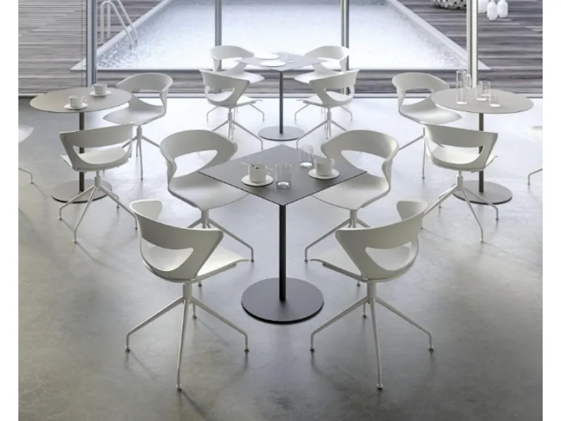 Sedie ospiti e attesa in polipropilene Kicca di Walco