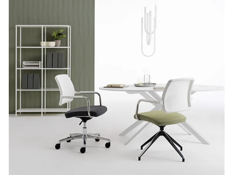 Seduta Kos White Air per ospiti e attesa di Nahu