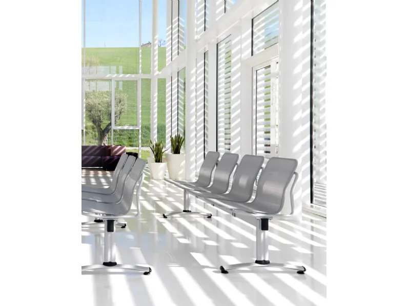 Seduta da attesa comoda e funzionale Linea Tre Bench di Vaghi