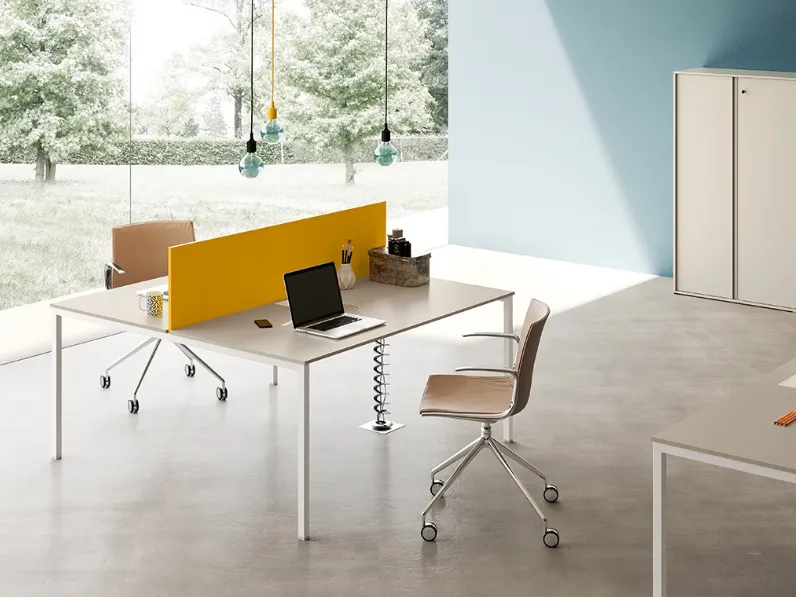 Scrivania Operativa Workstation Agile di Martex