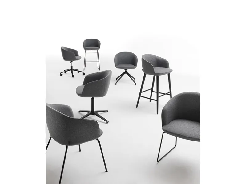 Seduta Milos per ospiti e attesa in tessuto imbottito di Nahu