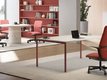 La poltrona direzionale Olivia di LTForm unisce design contemporaneo ed ergonomia superiore.