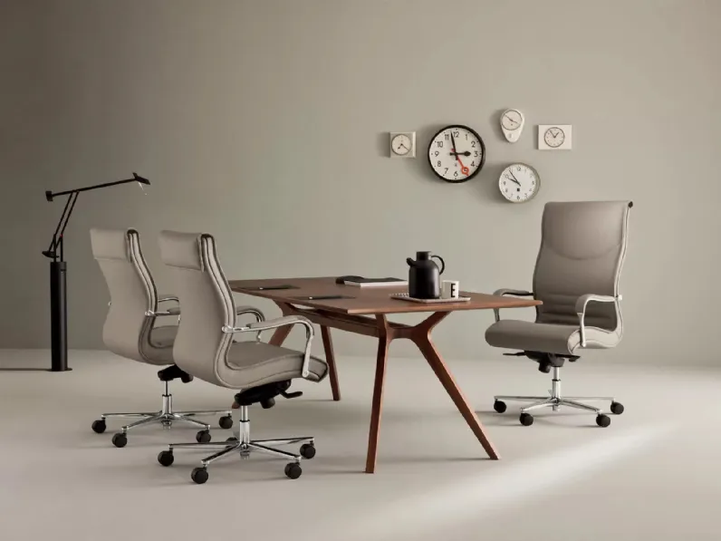 Poltrona Direzionale Pulchra di Frezza