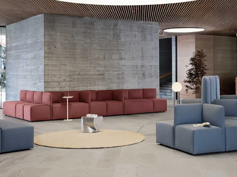 Sedute componibili per l'attesa in tessuto creano composizioni uniche più o meno separate tra loro Quiet di Milani