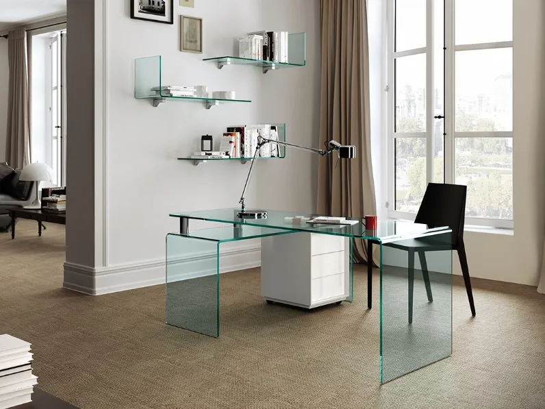 Scrivania Operativa composta da un ripiano principale e da un ripiano di servizio in vetro trasparente curvato Rialto isola di Fiam